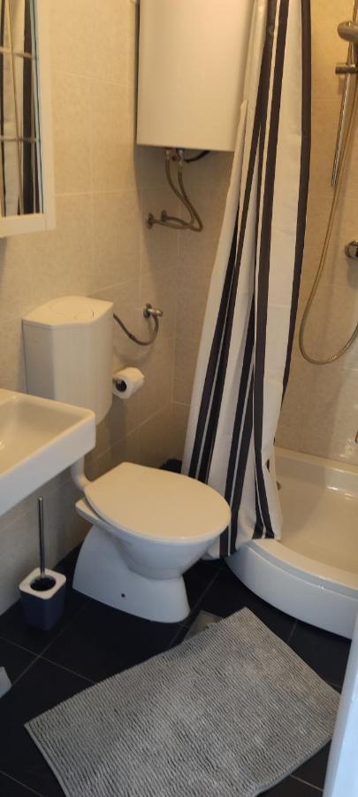 Apartment Desanti Валун Екстериор снимка